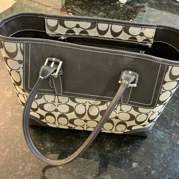 Coach Brown and Tan Tote Bag - Picture 2 of 7